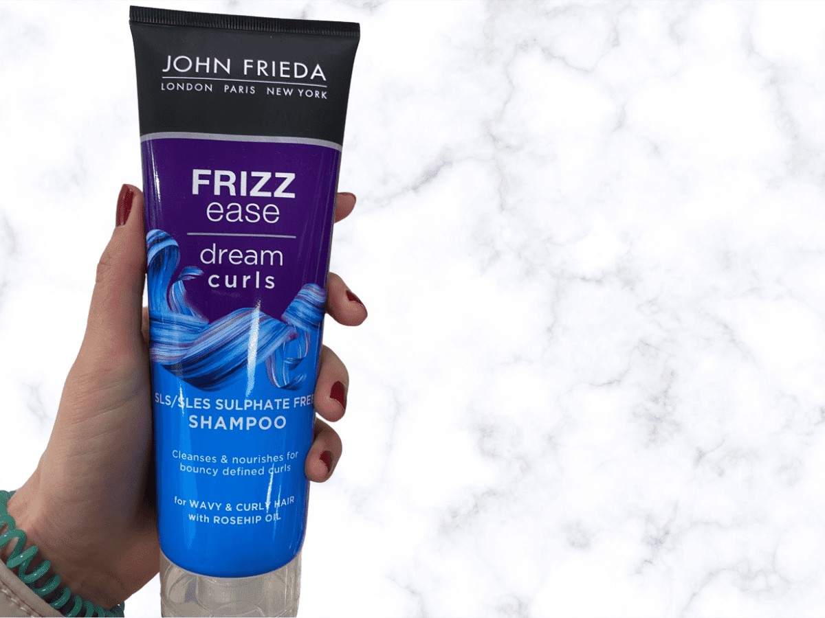 Recommended Sulfate-Free Shampoo to Get Rid of Frizzy Curly Hair